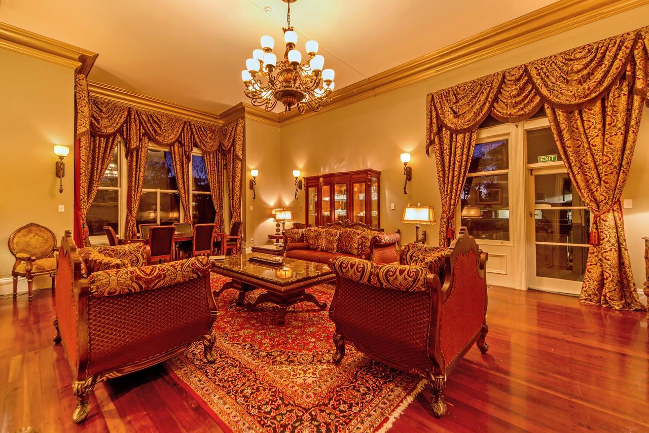 Отель Highden Manor Estate Палмерстон-Норт Экстерьер фото