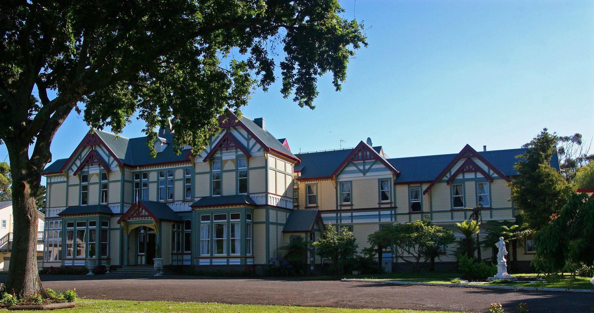 Отель Highden Manor Estate Палмерстон-Норт Экстерьер фото