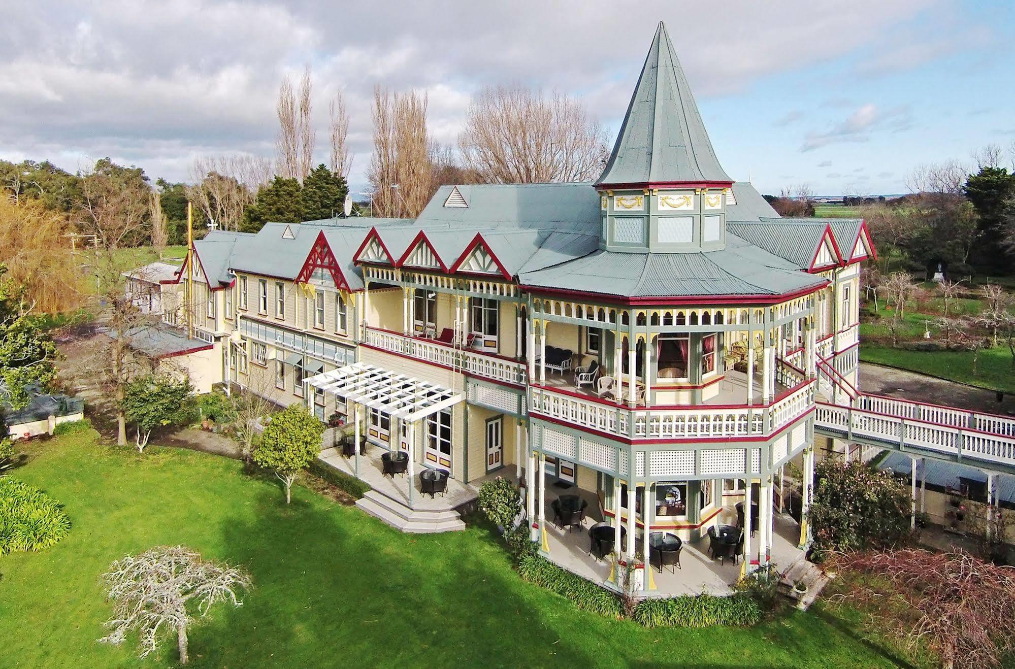 Отель Highden Manor Estate Палмерстон-Норт Экстерьер фото